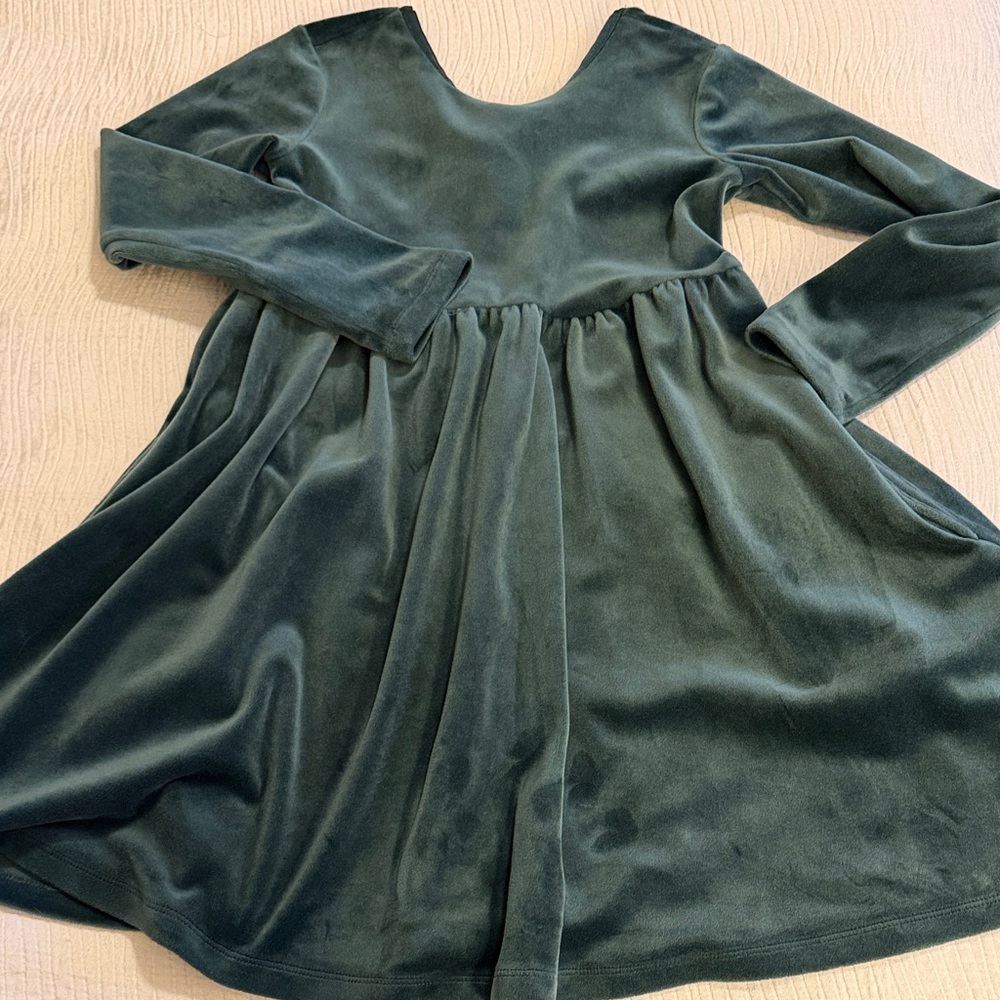Hanna Andersson Girls Velvet Long-Sleeve Dress in Deep Green SO SOFT